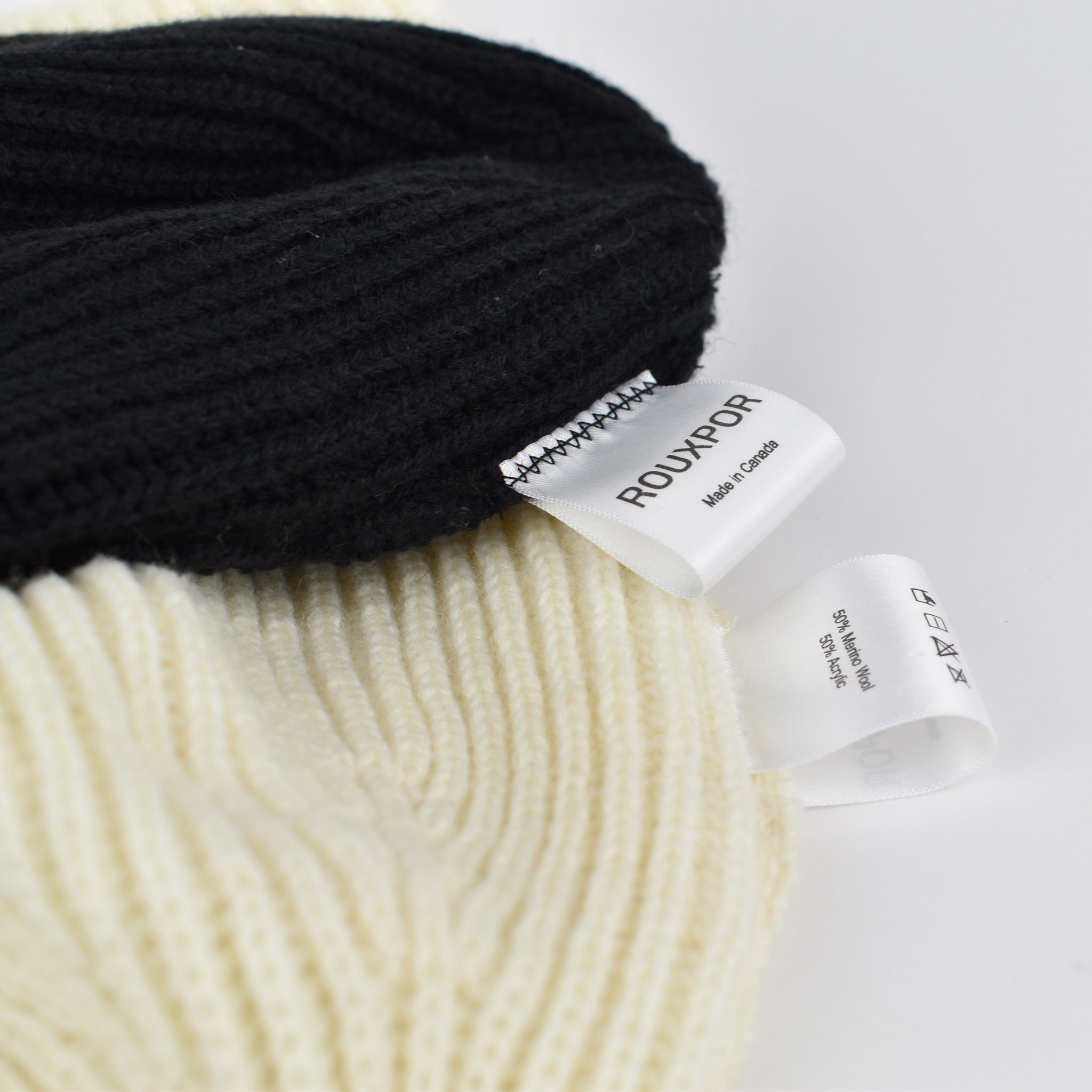 Full Cardigan Knit Beanie w/ Vegan Leather Tag - White